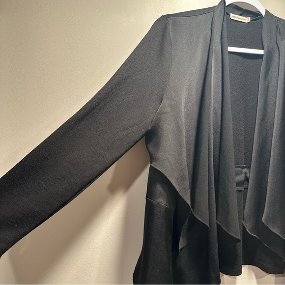 Pebble & Stone Cardigan Sweater Long Sleeve Open Front Rayon Blend Black Medium - Picture 3 of 15